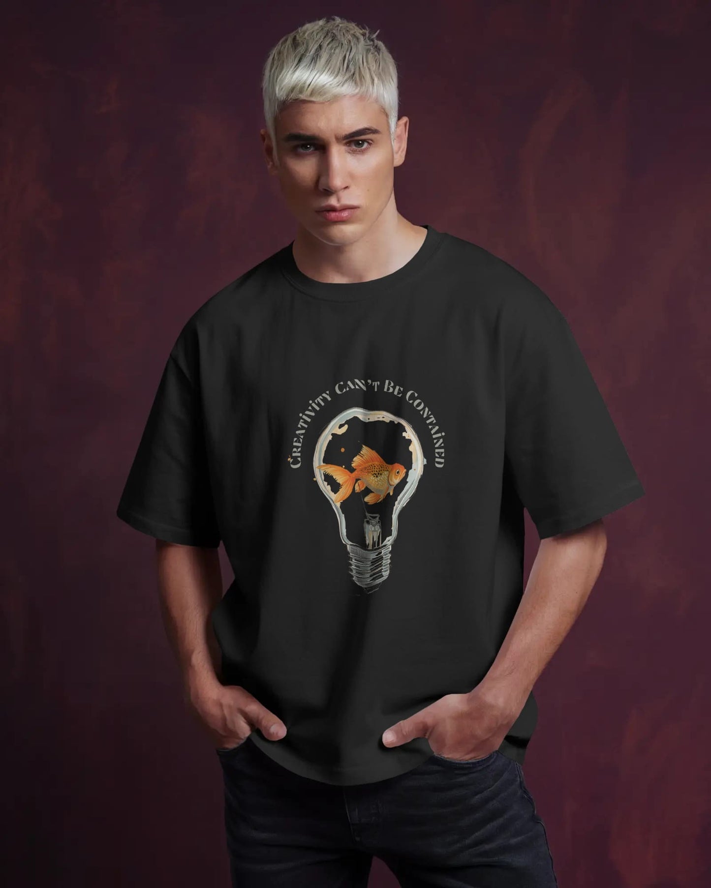 Creativity can't be contained- Men Oversize T-shirt