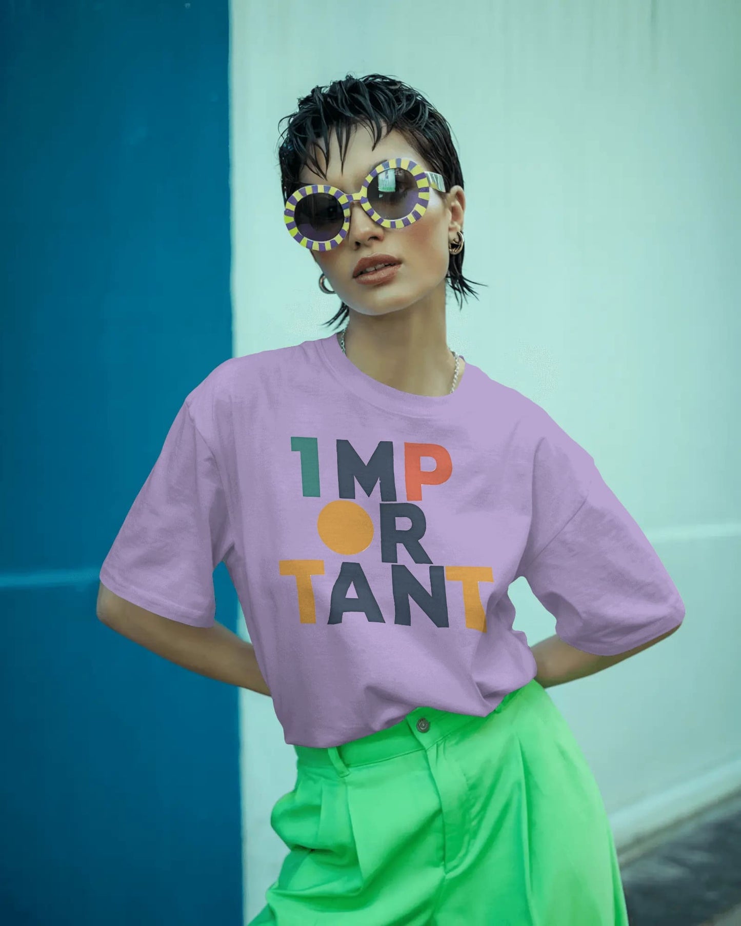 Important Word Art-Women Oversize T-shirt