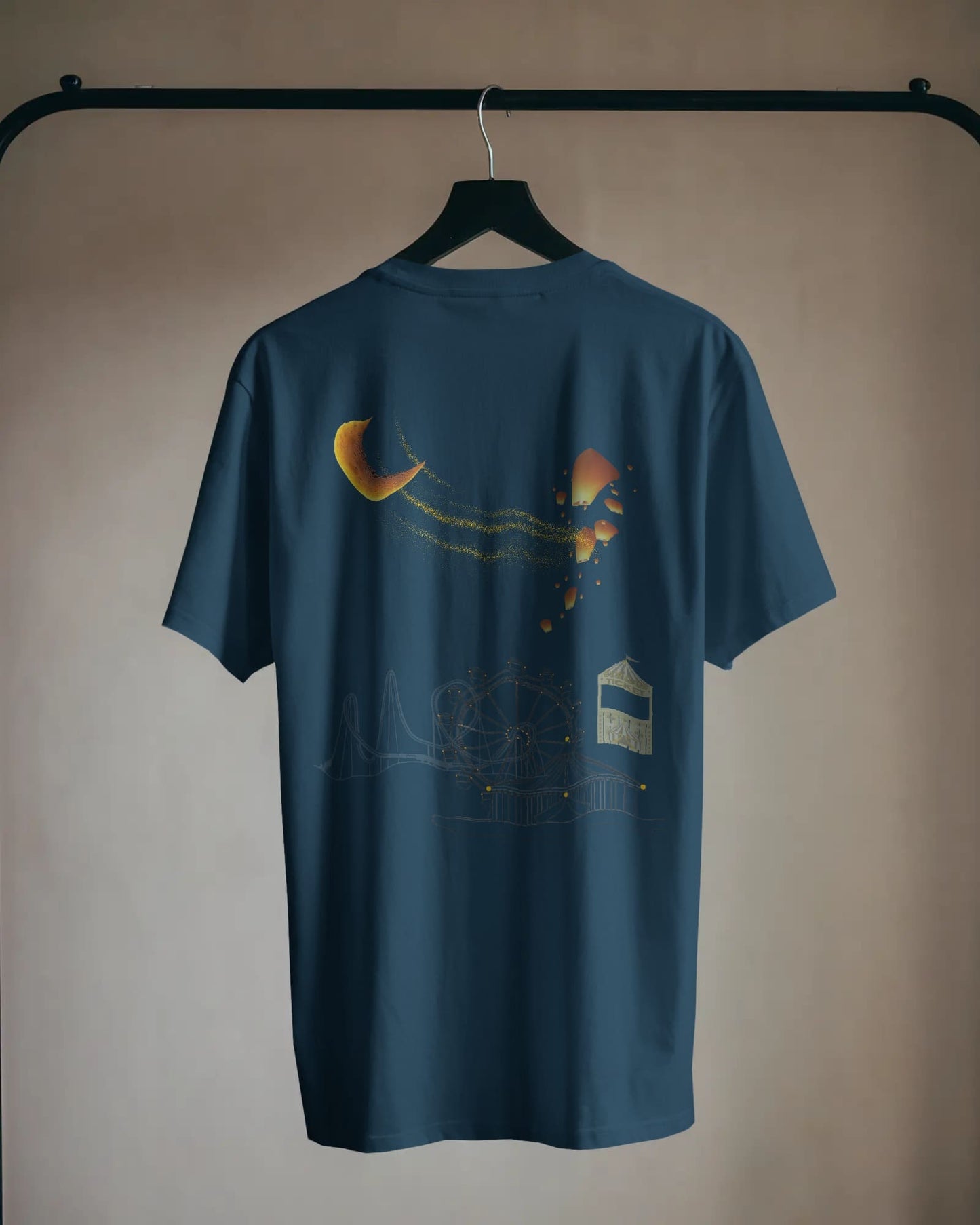 Lantern Dreams- Women Oversize T-shirt