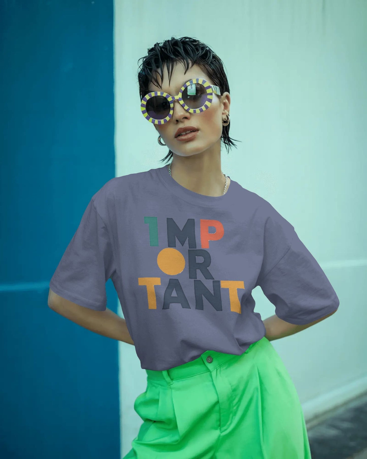 Important Word Art-Women Oversize T-shirt