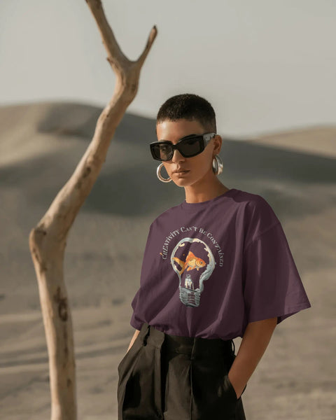 Creativity can't be contained- Women Oversize T-shirt