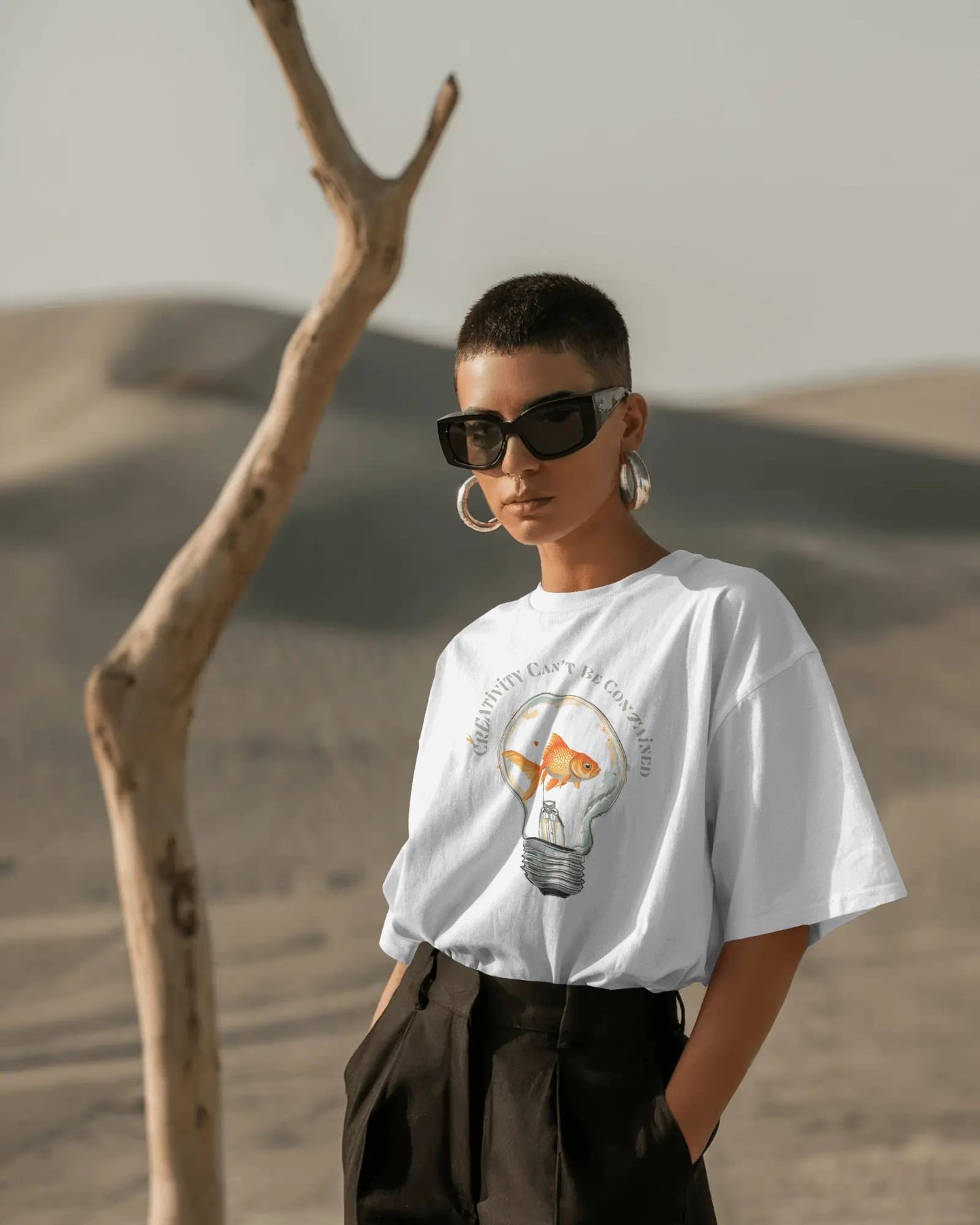 Creativity can't be contained- Women Oversize T-shirt