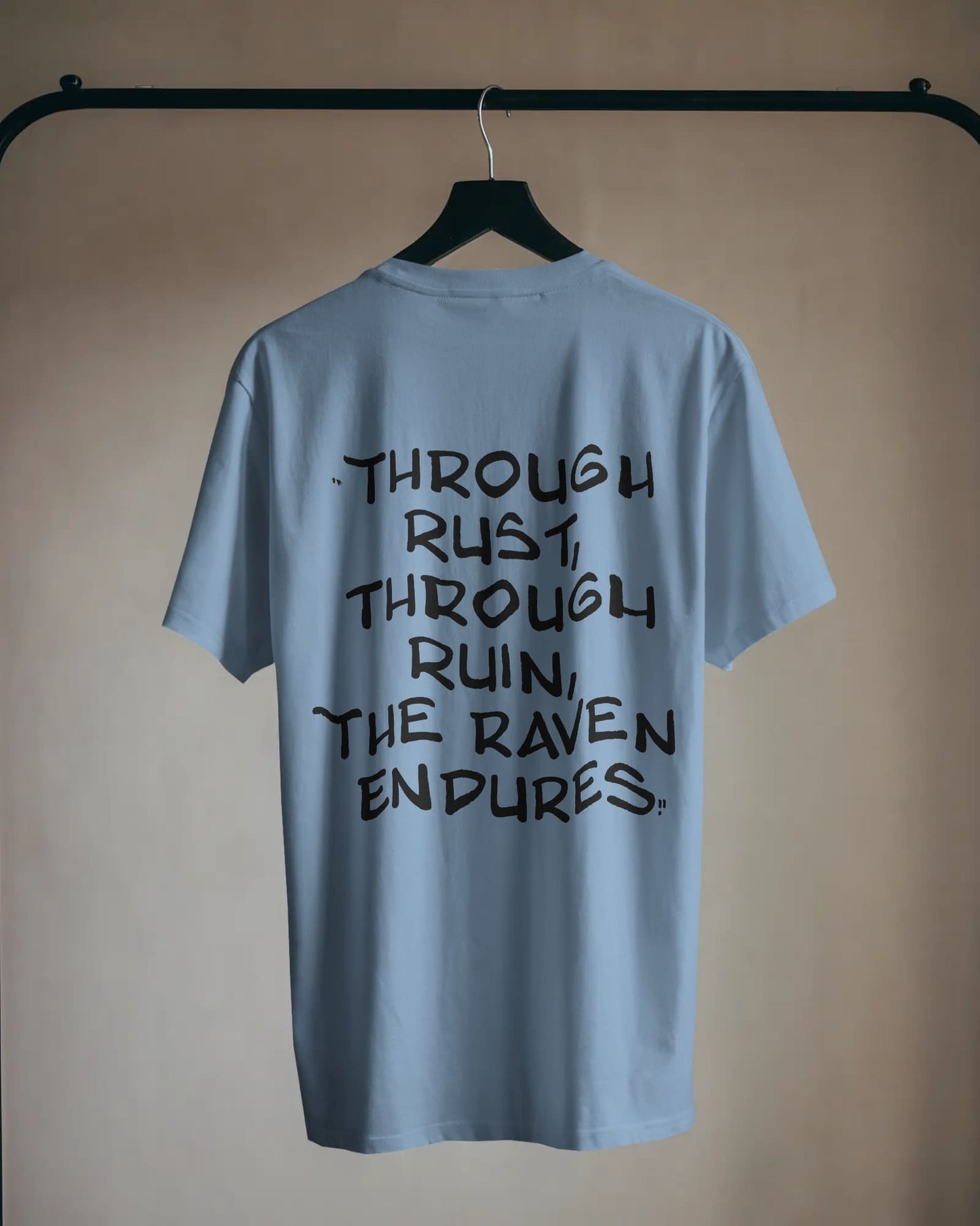 The Raven Endures- Men Oversize T-shirt