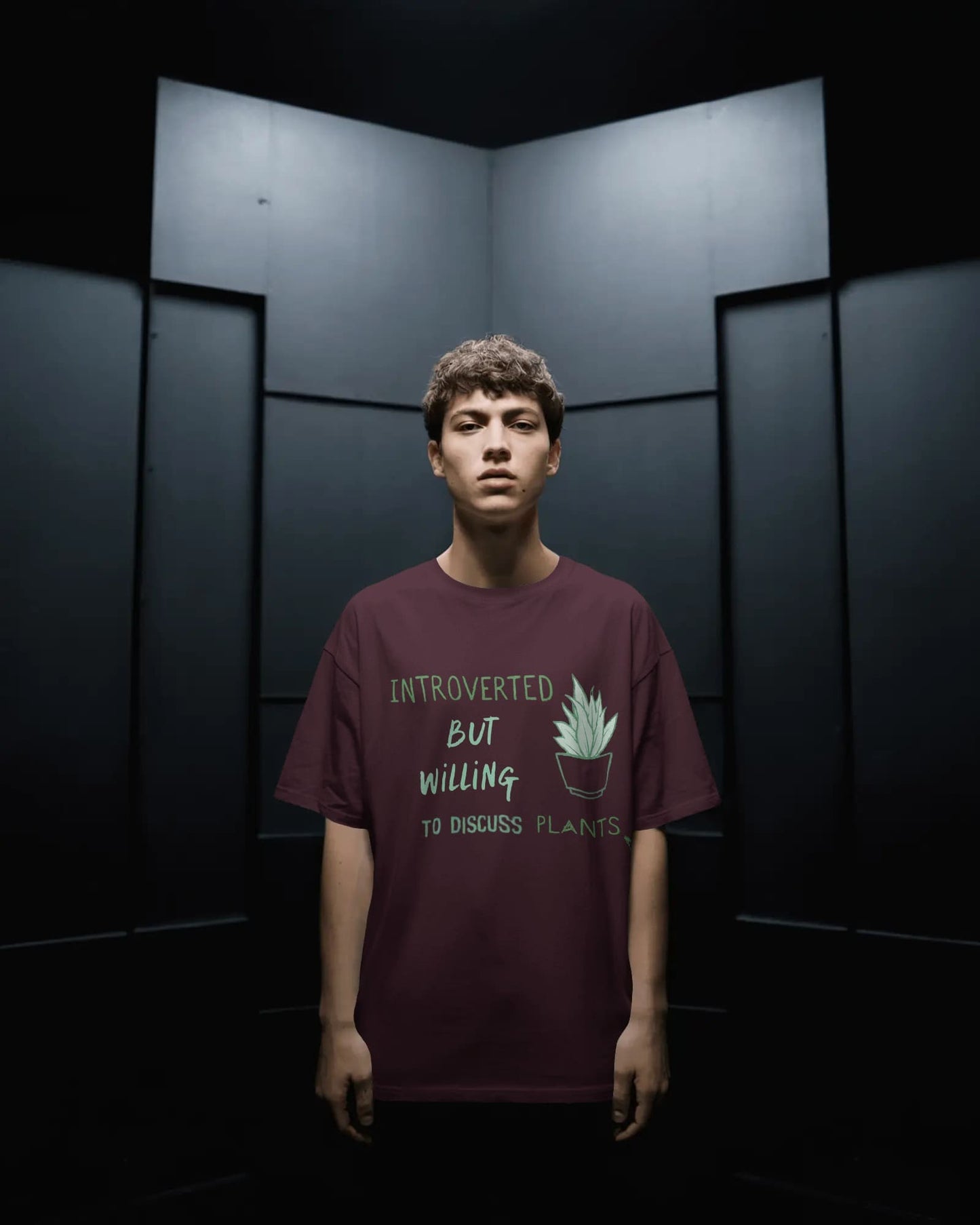 Introverted but willing to discuss- Men Oversize T-shirt