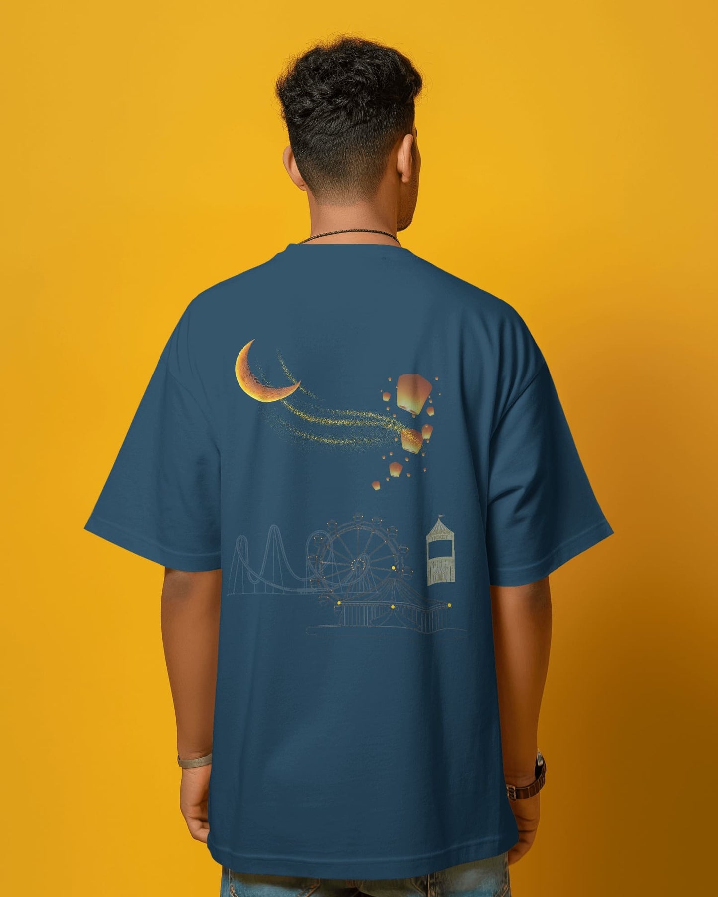 Lantern Dreams- Men Oversize T-shirt