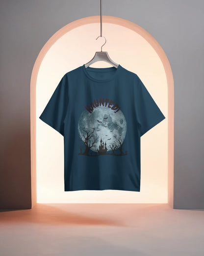Haunted view- Women Oversize T-shirt