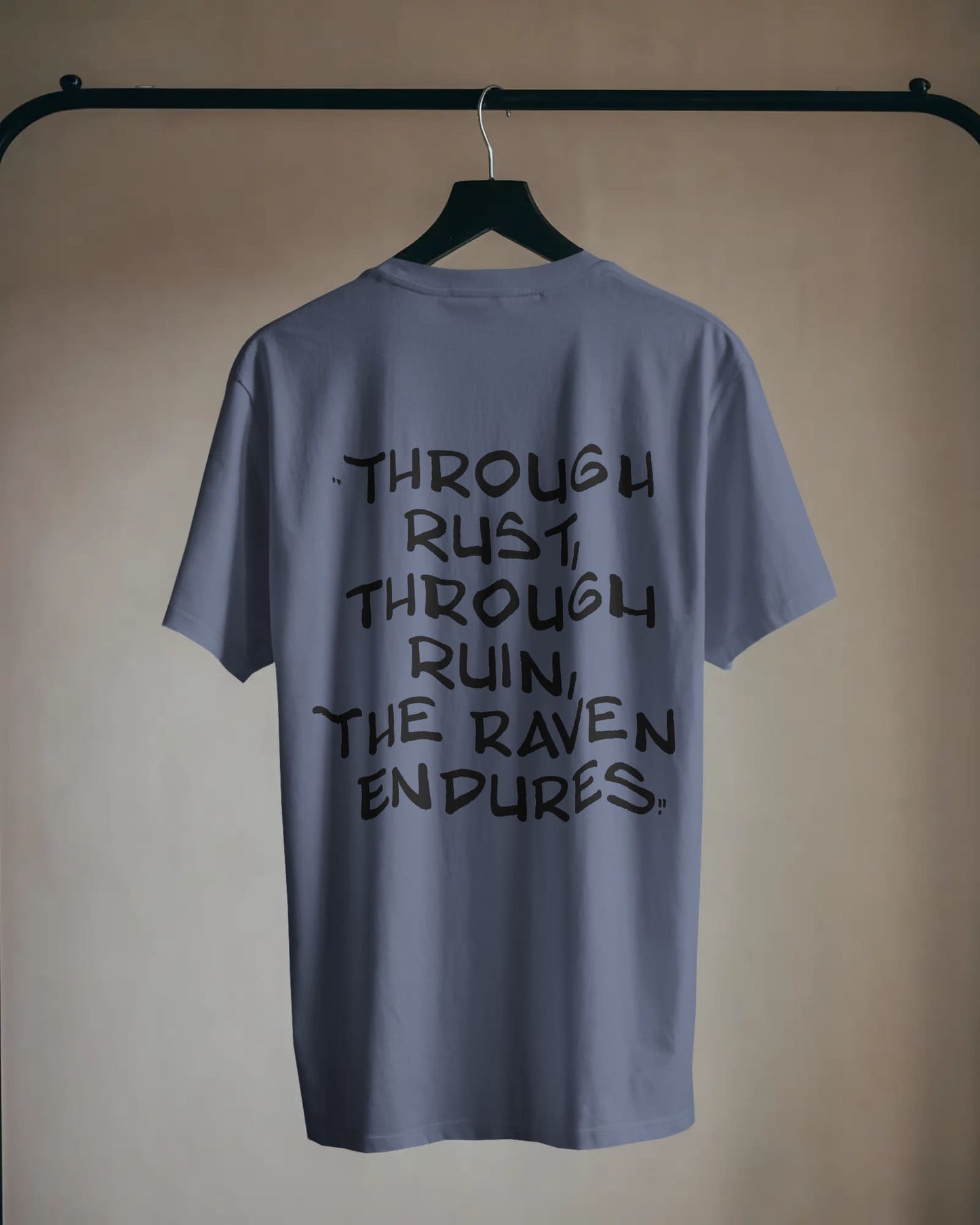 The Raven Endures- Men Oversize T-shirt